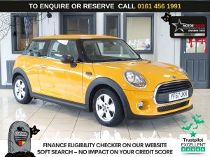 Used 2017 ORANGE MINI HATCH Hatchback 1.2 One Hatchback 3dr Petrol Manual Euro 6 (s/s) (102 ps) (reg. 2017-11-30) for sale in Wilmslow