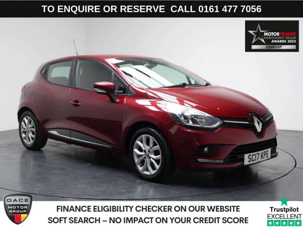 Used 2017 RED RENAULT CLIO Hatchback 1.2 16V Dynamique Nav Hatchback 5dr Petrol Manual Euro 6 (75 ps) (reg. 2017-04-30) for sale in Stockport