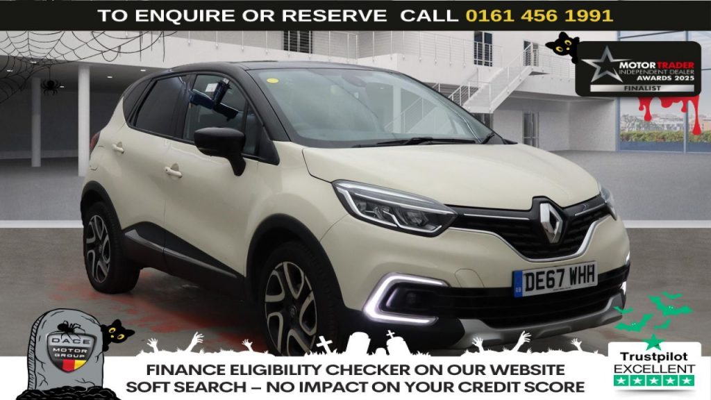 Used 2017 WHITE RENAULT CAPTUR SUV 0.9 TCe ENERGY Dynamique S Nav SUV 5dr Petrol Manual Euro 6 (s/s) (90 ps) (reg. 2017-12-08) for sale in Wilmslow