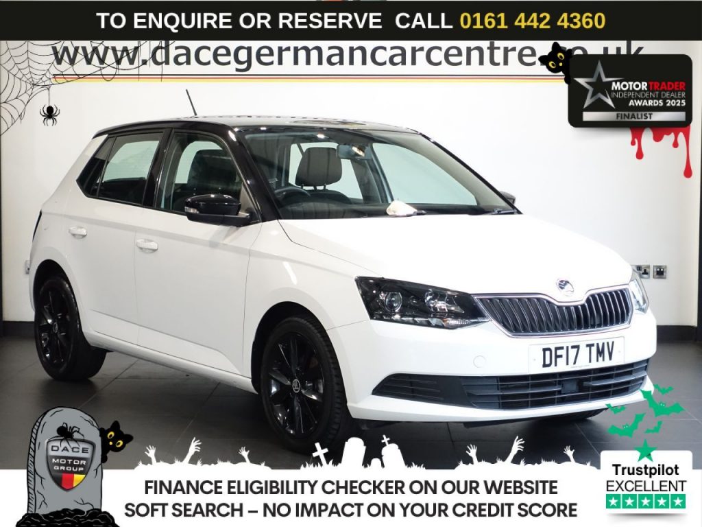 Used 2017 WHITE SKODA FABIA Hatchback 1.2 TSI Colour Edition Hatchback 5dr Petrol Manual Euro 6 (s/s) (90 ps) (reg. 2017-06-30) for sale in Altrincham