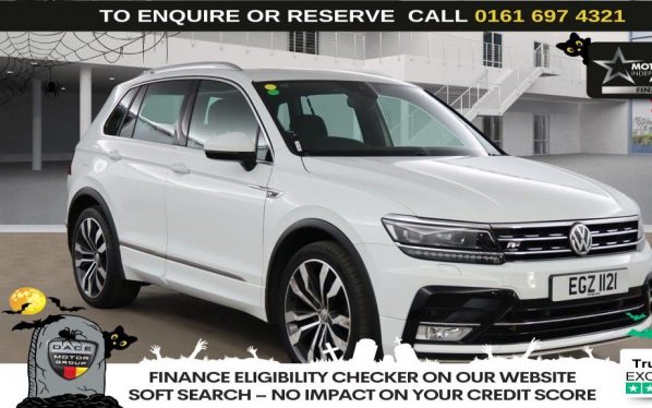 Used 2017 WHITE VOLKSWAGEN TIGUAN SUV 2.0 TDI BlueMotion Tech R-Line SUV 5dr Diesel DSG 4Motion Euro 6 (s/s) (150 ps) (reg. 2017-01-05) for sale in Manchester