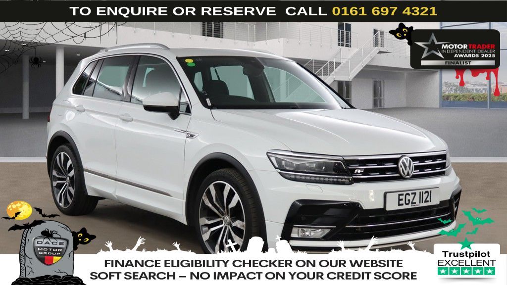 Used 2017 WHITE VOLKSWAGEN TIGUAN SUV 2.0 TDI BlueMotion Tech R-Line SUV 5dr Diesel DSG 4Motion Euro 6 (s/s) (150 ps) (reg. 2017-01-05) for sale in Manchester