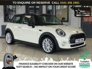 Used 2018 WHITE MINI HATCH Hatchback 1.5 Cooper Hatchback 3dr Petrol Manual Euro 6 (s/s) (136 ps) (reg. 2018-09-28) for sale in Wilmslow