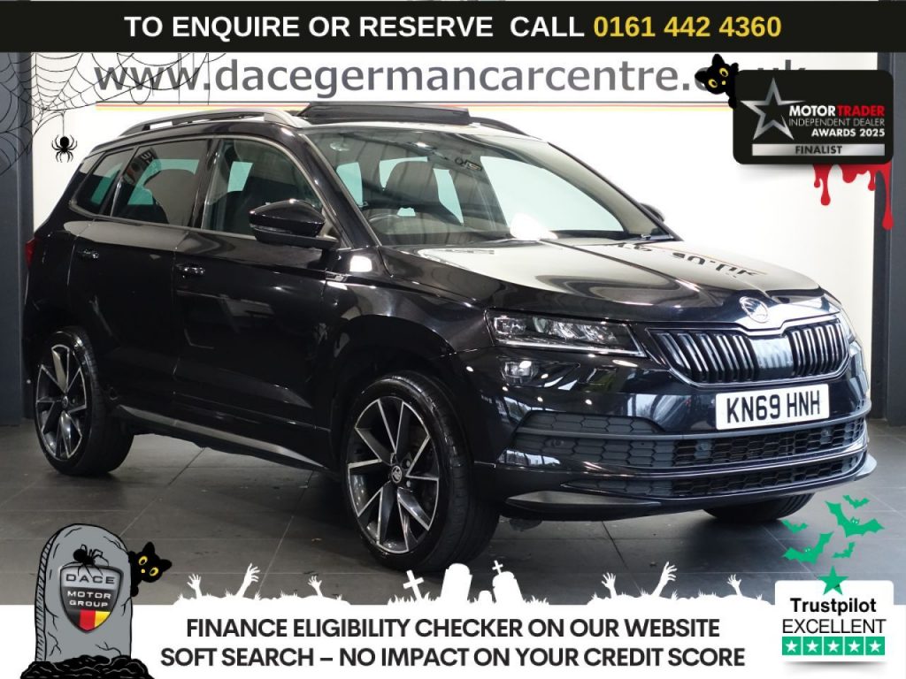 Used 2019 BLACK SKODA KAROQ SUV 2.0 TSI SportLine SUV 5dr Petrol DSG 4WD Euro 6 (s/s) (190 ps) (reg. 2019-09-09) for sale in Altrincham