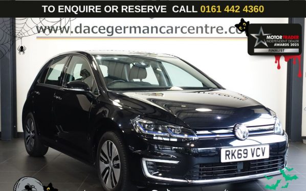 Used 2019 BLACK VOLKSWAGEN E-GOLF Hatchback 35.8kWh e-Golf Hatchback 5dr Electric Auto (136 ps) (reg. 2019-09-02) for sale in Altrincham