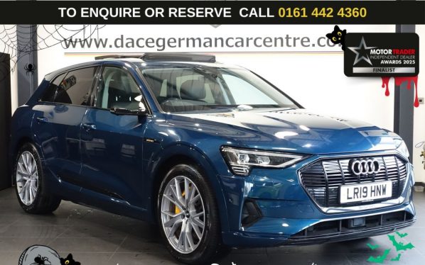 Used 2019 BLUE AUDI E-TRON SUV 55 Launch Edition SUV 5dr Electric Auto quattro 95kWh (408 ps) £10
