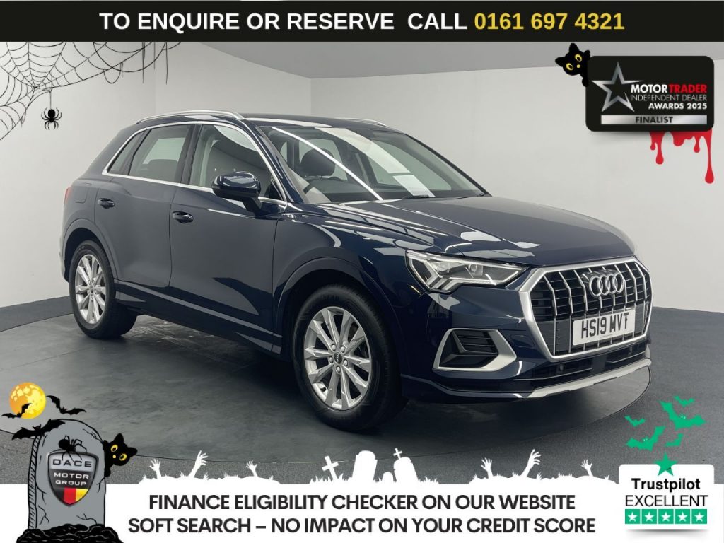 Used 2019 BLUE AUDI Q3 SUV 1.5 TFSI CoD 35 Sport SUV 5dr Petrol Manual Euro 6 (s/s) (150 ps) (reg. 2019-04-30) for sale in Manchester