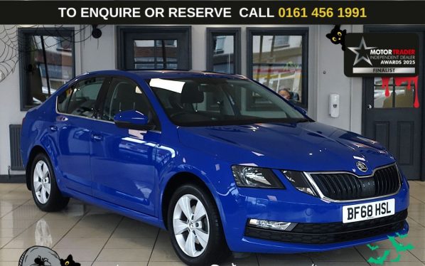Used 2019 BLUE SKODA OCTAVIA Hatchback 1.0 TSI GPF SE Technology Hatchback 5dr Petrol DSG Euro 6 (s/s) (115 ps) (reg. 2019-01-02) for sale in Wilmslow