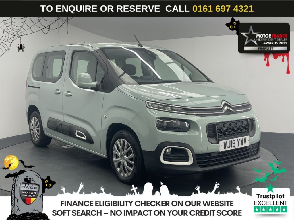 Used 2019 GREEN CITROEN BERLINGO MPV 1.2 PureTech Feel M MPV 5dr Petrol Manual Euro 6 (s/s) (110 ps) (reg. 2019-03-29) for sale in Manchester