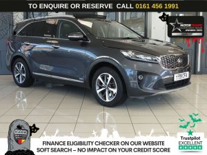Used 2019 GREY KIA SORENTO SUV 2.2 CRDi KX-3 SUV 5dr Diesel Manual AWD Euro 6 (s/s) (197 bhp) (reg. 2019-03-31) for sale in Wilmslow