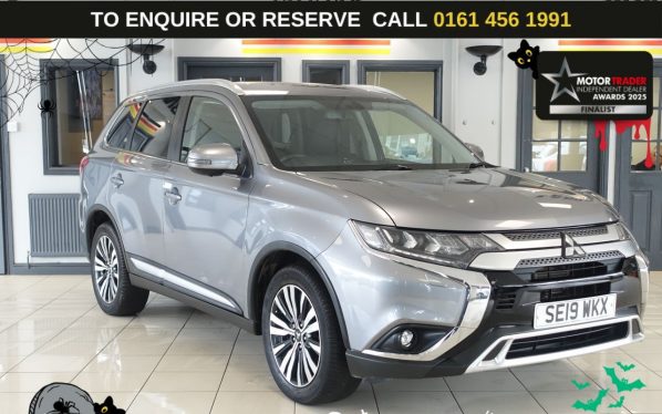 Used 2019 GREY MITSUBISHI OUTLANDER SUV 2.0 MIVEC Exceed SUV 5dr Petrol CVT 4WD Euro 6 (s/s) (150 ps) (reg. 2019-08-22) for sale in Wilmslow