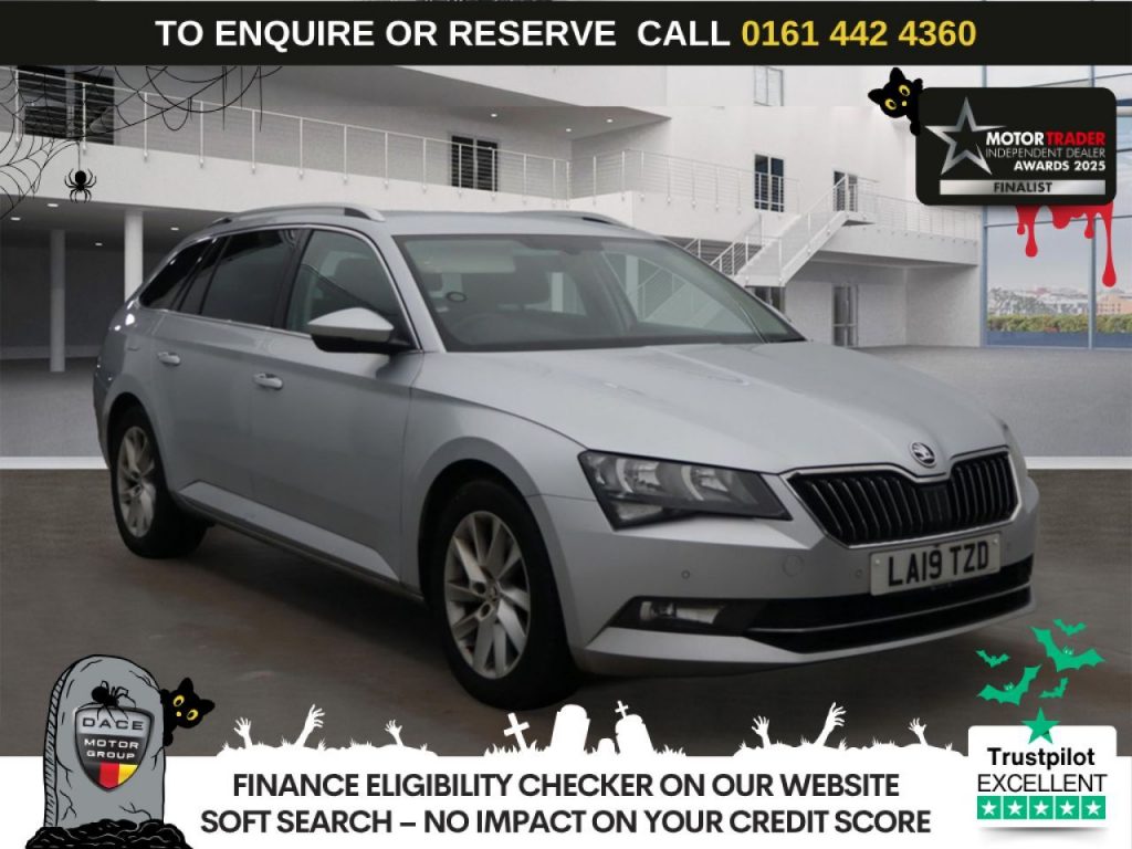 Used 2019 SILVER SKODA SUPERB Estate 2.0 TDI SE Technology Estate 5dr Diesel Manual Euro 6 (s/s) (150 ps) (reg. 2019-06-21) for sale in Altrincham
