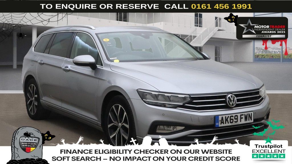 Used 2019 SILVER VOLKSWAGEN PASSAT Estate 2.0 TDI EVO SEL Estate 5dr Diesel DSG Euro 6 (s/s) (150 ps) (reg. 2019-10-31) for sale in Wilmslow