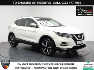 Used 2019 WHITE NISSAN QASHQAI SUV 1.3 DIG-T Tekna+ SUV 5dr Petrol Manual Euro 6 (s/s) (140 ps) (reg. 2019-04-27) for sale in Stockport