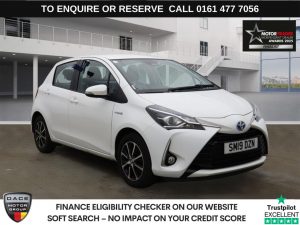 Used 2019 WHITE TOYOTA YARIS Hatchback 1.5 VVT-h Icon Tech Hatchback 5dr Petrol Hybrid E-CVT Euro 6 (s/s) (100 ps) (reg. 2019-06-26) for sale in Stockport