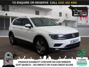 Used 2019 WHITE VOLKSWAGEN TIGUAN SUV 2.0 TSI SEL SUV 5dr Petrol DSG 4Motion Euro 6 (s/s) (190 ps) (reg. 2019-10-25) for sale in Altrincham