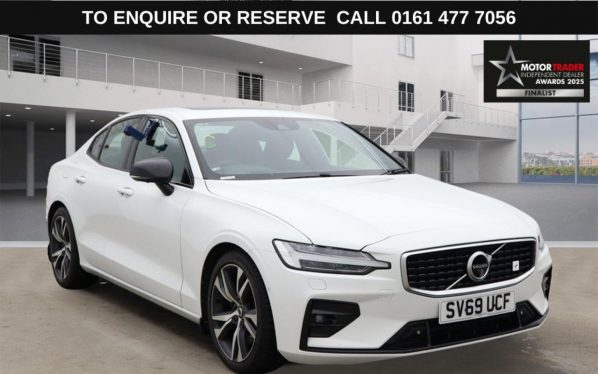 Used 2019 WHITE VOLVO S60 Saloon 2.0 T5 R-Design Plus Saloon 4dr Petrol Auto Euro 6 (s/s) (250 ps) (reg. 2019-09-10) for sale in Stockport
