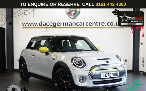 Used 2020 SILVER MINI Electric Hatch Hatchback Cooper SE 32.6kWh Level 2 Hatchback 3dr Electric Auto (184 ps) (reg. 2020-11-13) for sale in Altrincham
