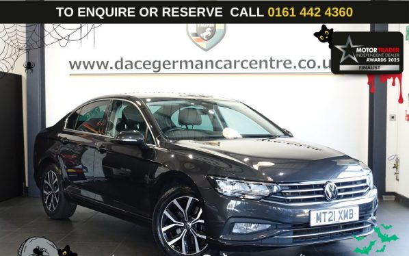 Used 2021 GREY VOLKSWAGEN PASSAT Saloon 1.5 TSI EVO SEL Saloon 4dr Petrol DSG Euro 6 (s/s) (150 ps) (reg. 2021-07-05) for sale in Altrincham