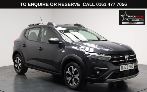 Used 2022 GREY DACIA SANDERO STEPWAY Hatchback 1.0 TCe Prestige Hatchback 5dr Petrol Manual Euro 6 (s/s) (90 ps) (reg. 2022-04-20) for sale in Stockport