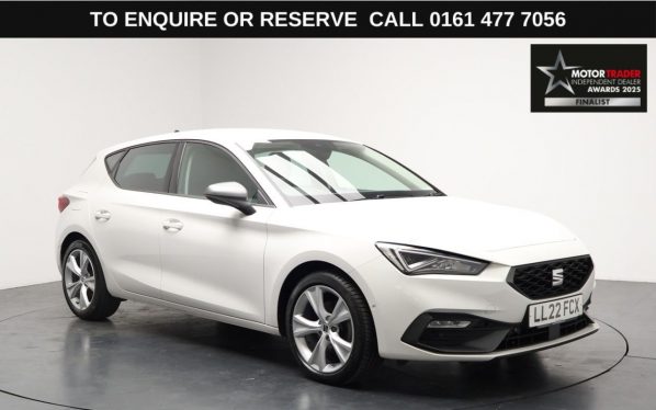 Used 2022 WHITE SEAT LEON Hatchback 1.5 TSI EVO FR Hatchback 5dr Petrol Manual Euro 6 (s/s) (130 ps) (reg. 2022-06-28) for sale in Stockport