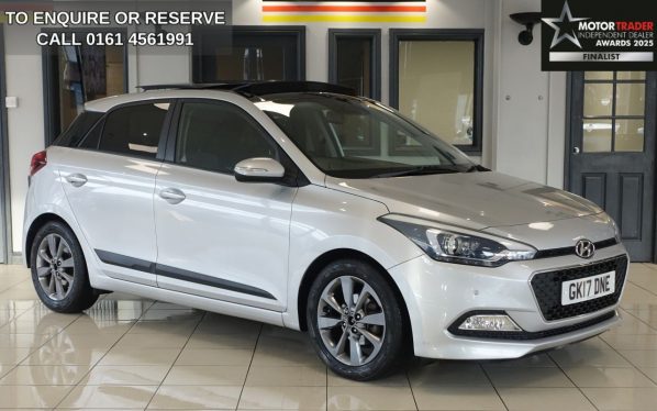 Used 2017 SILVER HYUNDAI I20 Hatchback 1.4 Premium SE Nav Hatchback 5dr Petrol Auto Euro 6 (100 ps) (reg. 2017-03-27) for sale in Wilmslow