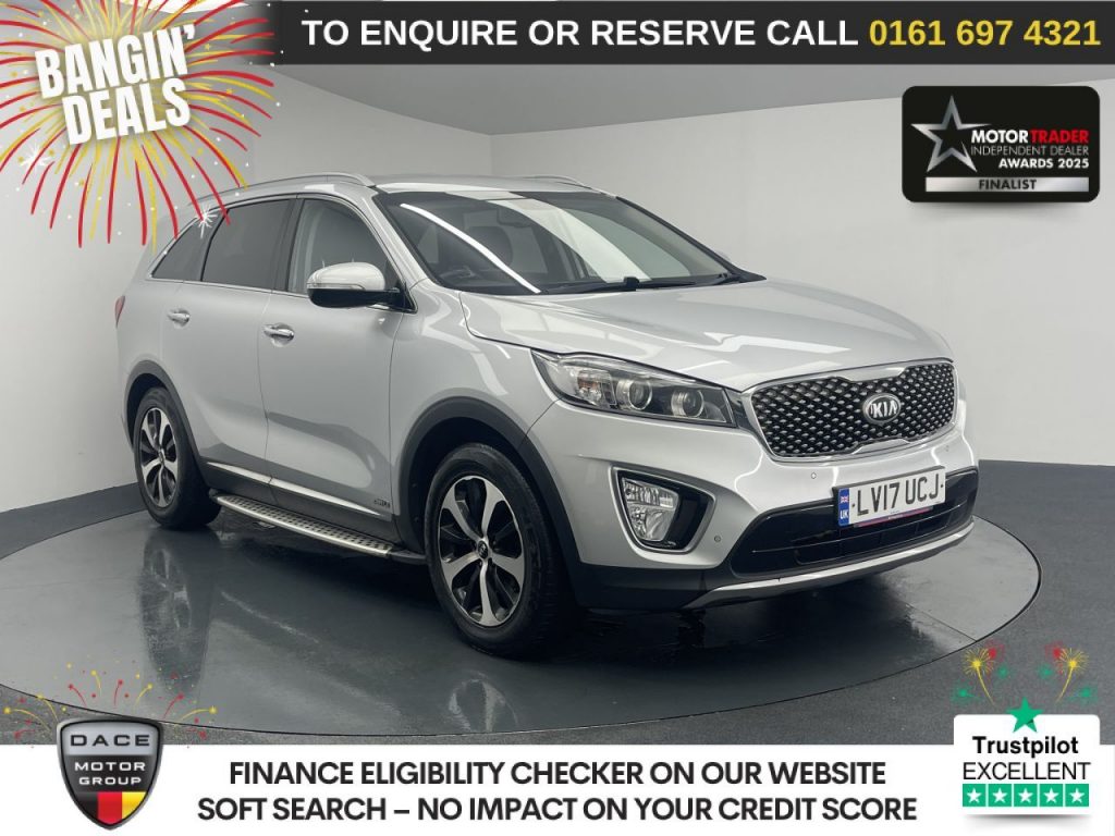 Used 2017 SILVER KIA SORENTO SUV 2.2 CRDi KX-2 SUV 5dr Diesel Auto AWD Euro 6 (s/s) (197 bhp) (reg. 2017-05-12) for sale in Manchester