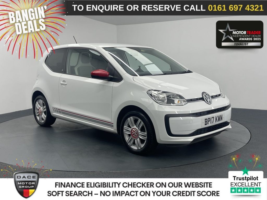 Used 2017 WHITE VOLKSWAGEN UP! Hatchback 1.0 up! beats Hatchback 3dr Petrol ASG Euro 6 (60 ps) (reg. 2017-06-22) for sale in Manchester