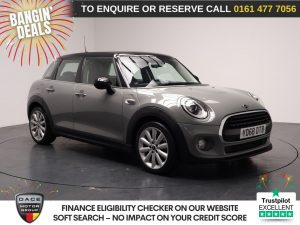 Used 2019 GREY MINI HATCH Hatchback 1.5 Cooper Classic Hatchback 5dr Petrol Steptronic Euro 6 (s/s) (136 ps) (reg. 2019-01-31) for sale in Stockport