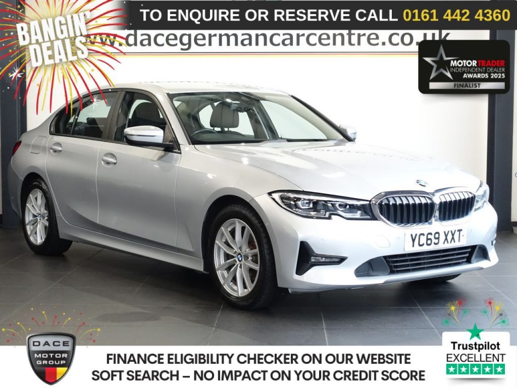 Used 2019 SILVER BMW 3 SERIES Saloon 2.0 318d SE Saloon 4dr Diesel Auto Euro 6 (s/s) (150 ps) (reg. 2019-10-07) for sale in Altrincham