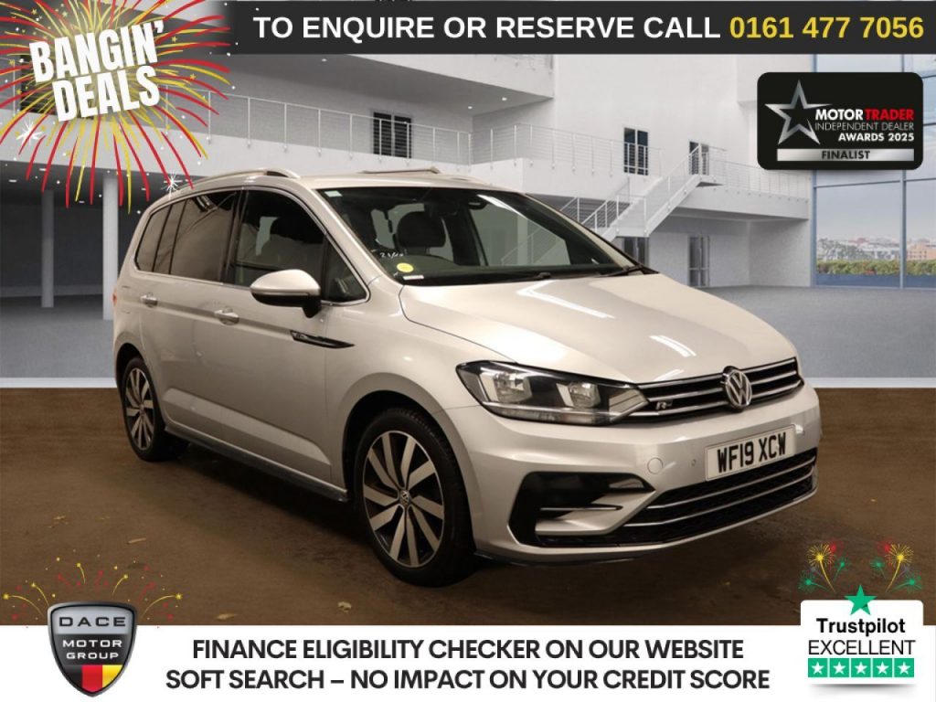 Used 2019 SILVER VOLKSWAGEN TOURAN MPV 1.5 TSI EVO R-Line MPV 5dr Petrol DSG Euro 6 (s/s) (150 ps) (reg. 2019-04-15) for sale in Stockport