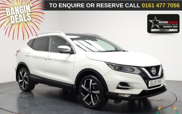 Used 2019 WHITE NISSAN QASHQAI SUV 1.3 DIG-T Tekna+ SUV 5dr Petrol Manual Euro 6 (s/s) (140 ps) (reg. 2019-04-27) for sale in Stockport