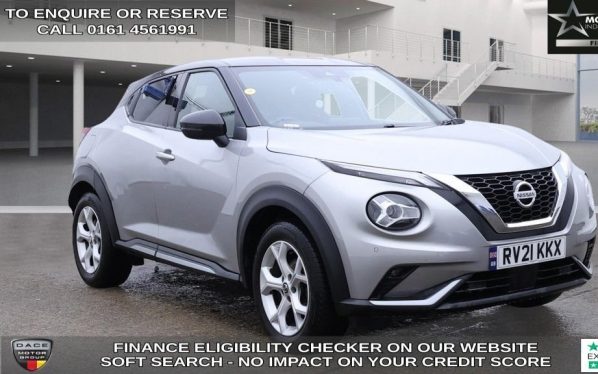 Used 2021 SILVER NISSAN JUKE SUV 1.0 DIG-T N-Connecta SUV 5dr Petrol Manual Euro 6 (s/s) (114 ps) (reg. 2021-04-29) for sale in Wilmslow