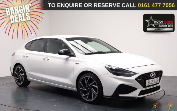 Used 2021 WHITE HYUNDAI I30 Hatchback 1.5 T-GDi MHEV N Line Fastback 5dr Petrol Hybrid Manual Euro 6 (s/s) (159 ps) (reg. 2021-03-12) for sale in Stockport