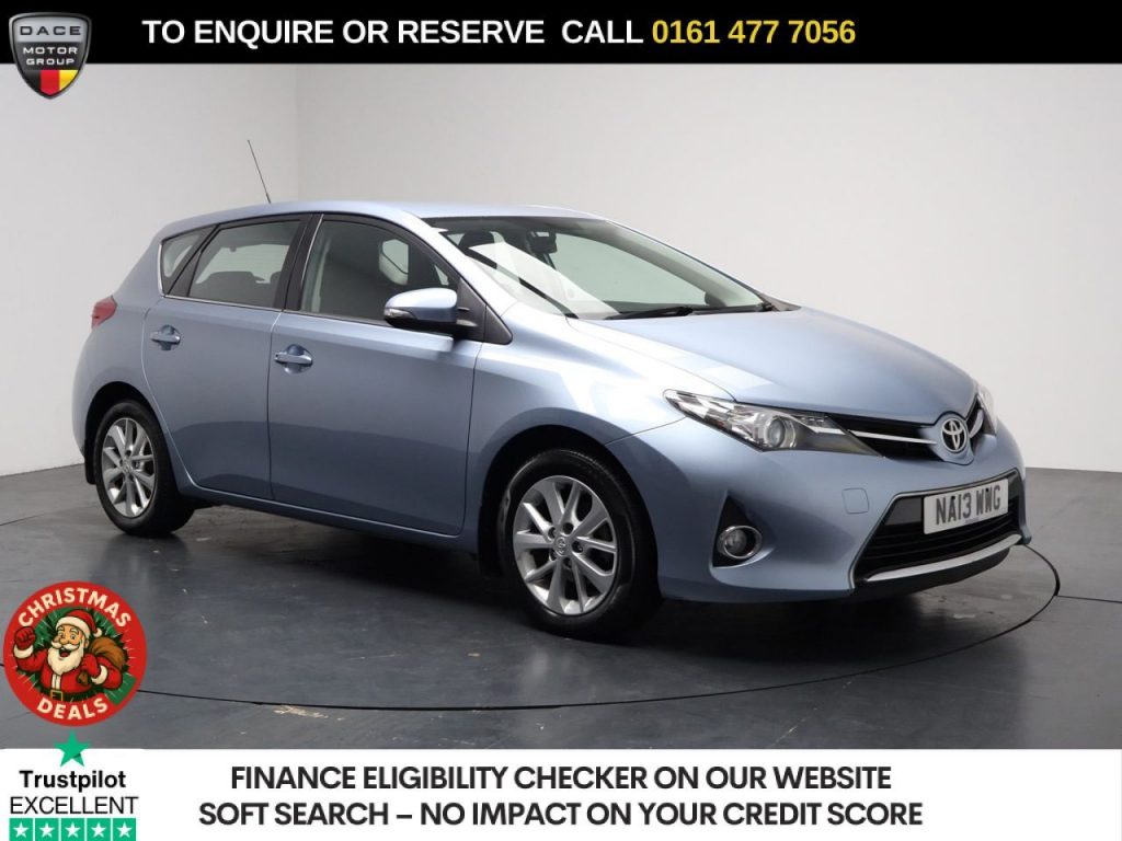 Used 2013 BLUE TOYOTA AURIS Hatchback 1.6 V-Matic Icon Hatchback 5dr Petrol Manual Euro 5 (132 ps) (reg. 2013-06-12) for sale in Stockport