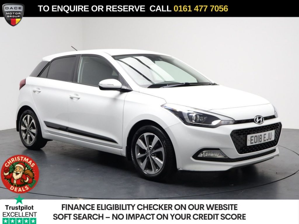 Used 2018 WHITE HYUNDAI I20 Hatchback 1.2 Premium Nav Hatchback 5dr Petrol Manual Euro 6 (84 ps) (reg. 2018-05-10) for sale in Stockport