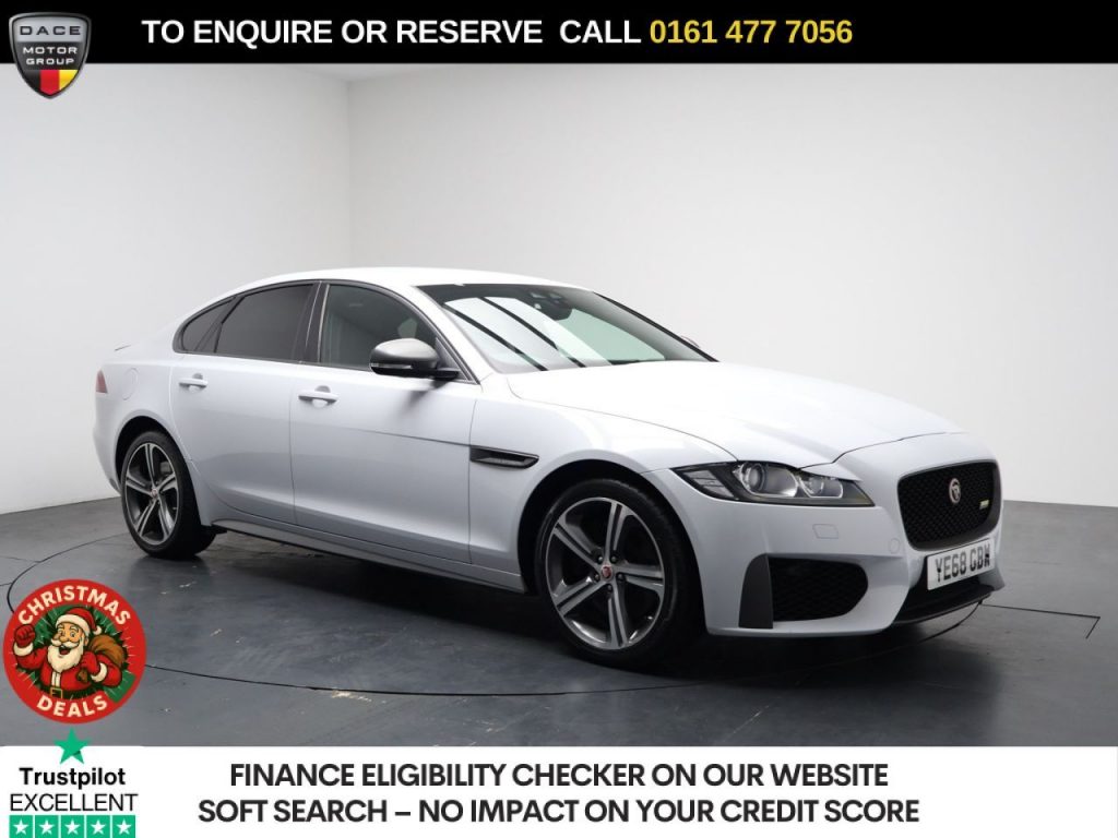 Used 2018 WHITE JAGUAR XF Saloon 3.0d V6 300 Sport Saloon 4dr Diesel Auto Euro 6 (s/s) (300 ps) (reg. 2018-09-04) for sale in Stockport
