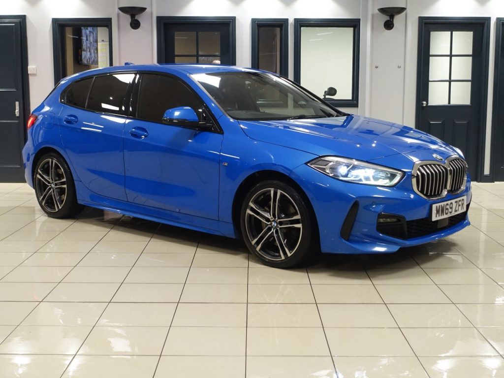 Used 2019 BLUE BMW 1 SERIES Hatchback 2.0 120d M Sport Hatchback 5dr Diesel Auto xDrive Euro 6 (s/s) (190 ps) (reg. 2019-12-18) for sale in Wilmslow