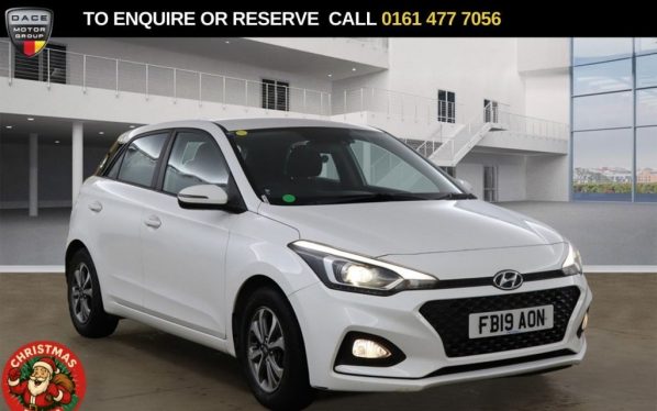 Used 2019 WHITE HYUNDAI I20 Hatchback 1.0 T-GDi SE Hatchback 5dr Petrol Manual Euro 6 (s/s) (100 ps) (reg. 2019-07-16) for sale in Stockport