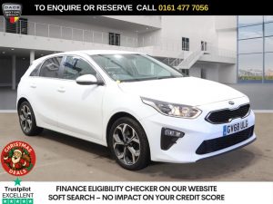 Used 2019 WHITE KIA CEED Hatchback 1.6 CRDi 3 Hatchback 5dr Diesel DCT Euro 6 (s/s) (114 bhp) (reg. 2019-01-02) for sale in Stockport