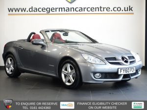Used 2010 SILVER MERCEDES-BENZ SLK Convertible 1.8 SLK200K Convertible 2dr Petrol Manual Euro 4 (184 ps) (reg. 2010-09-17) for sale in Altrincham