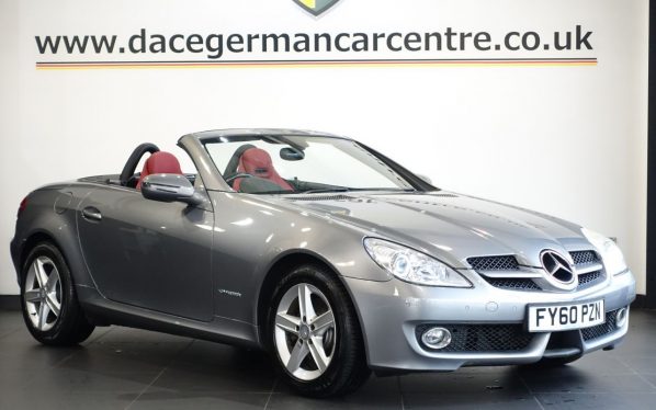 Used 2010 SILVER MERCEDES-BENZ SLK Convertible 1.8 SLK200K Convertible 2dr Petrol Manual Euro 4 (184 ps) (reg. 2010-09-17) for sale in Altrincham