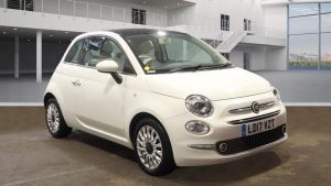 Used 2017 WHITE FIAT 500 Hatchback 1.2 Lounge Hatchback 3dr Petrol Manual Euro 6 (s/s) (69 bhp) (reg. 2017-05-31) for sale in Manchester
