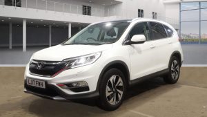 Used 2017 WHITE HONDA CR-V SUV 2.0 i-VTEC EX SUV 5dr Petrol Auto 4WD Euro 6 (155 ps) (reg. 2017-05-19) for sale in Manchester