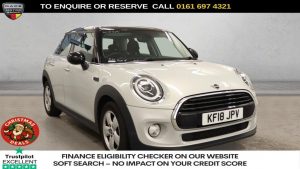 Used 2018 SILVER MINI HATCH Hatchback 1.5 Cooper Hatchback 5dr Petrol Manual Euro 6 (s/s) (136 ps) (reg. 2018-05-03) for sale in Manchester