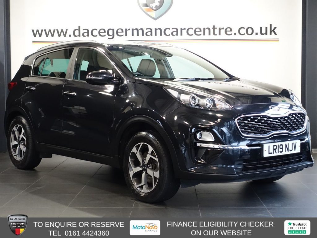 Used 2019 BLACK KIA SPORTAGE SUV 1.6 GDi 2 SUV 5dr Petrol Manual Euro 6 (s/s) (130 bhp) (reg. 2019-07-05) for sale in Altrincham