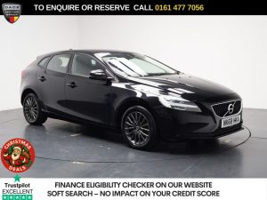 Used 2019 BLACK VOLVO V40 Hatchback 2.0 T2 GPF Momentum Hatchback 5dr Petrol Manual Euro 6 (s/s) (122 ps) (reg. 2019-01-21) for sale in Stockport
