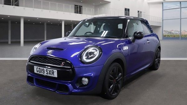 Used 2019 BLUE MINI HATCH Hatchback 2.0 Cooper S Sport Hatchback 3dr Petrol Manual Euro 6 (s/s) (192 ps) (reg. 2019-05-18) for sale in Manchester