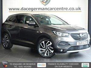 Used 2019 GREY VAUXHALL GRANDLAND X SUV 1.5 Turbo D BlueInjection Elite Nav SUV 5dr Diesel Manual Euro 6 (s/s) (130 ps) (reg. 2019-03-01) for sale in Altrincham