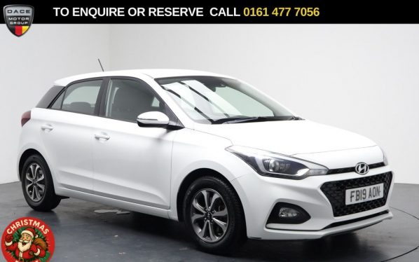 Used 2019 WHITE HYUNDAI I20 Hatchback 1.0 T-GDi SE Hatchback 5dr Petrol Manual Euro 6 (s/s) (100 ps) (reg. 2019-07-16) for sale in Stockport